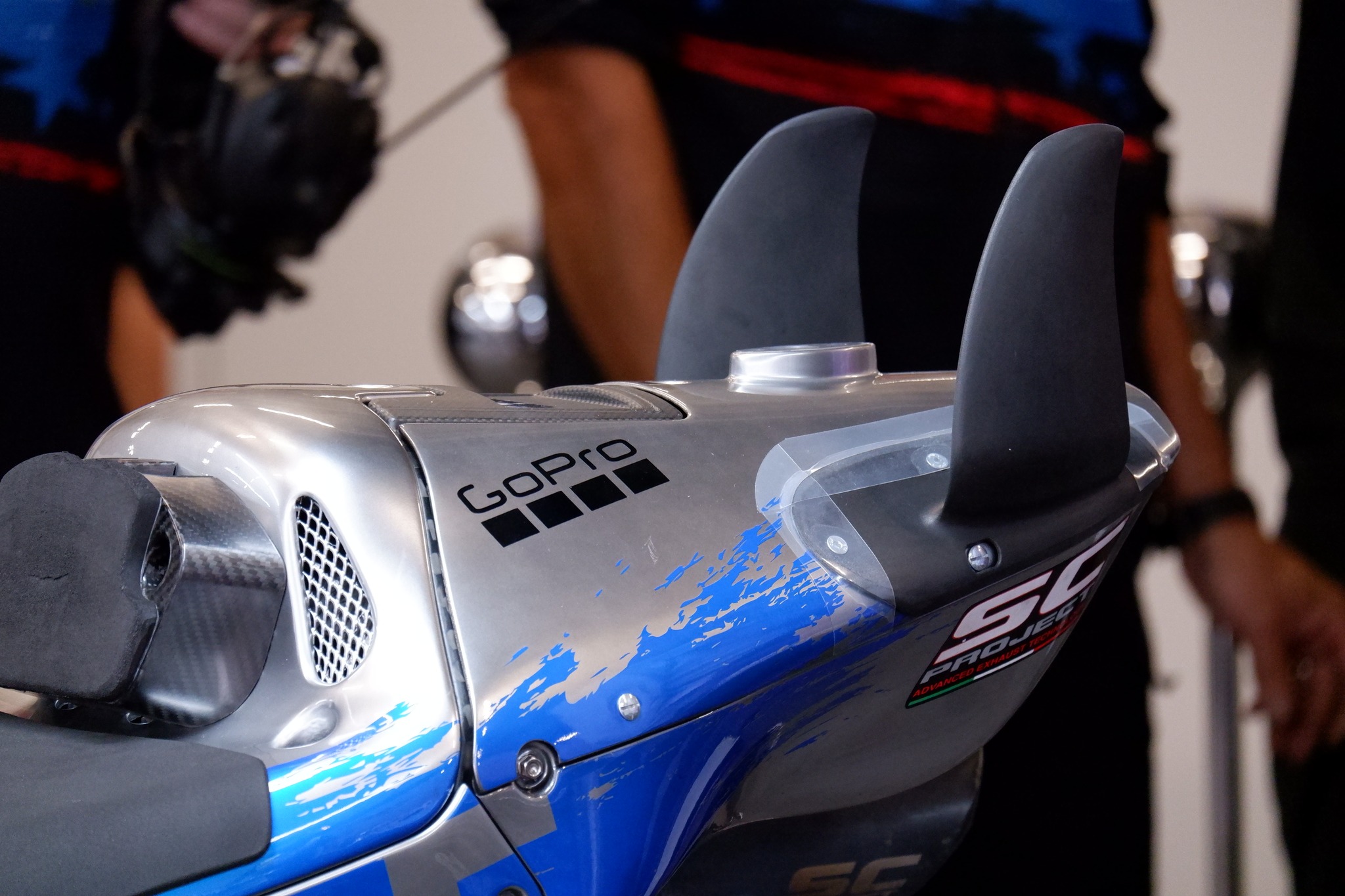 Perbedaan Winglet Stego-fin Aprilia RS-GP Dibandingkan Ducati Desmosedici