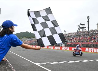 QJ Motor Minta Gresini Pecat Manuel Gonzalez Gegara Pakai Ikat Kepala Kontroversial