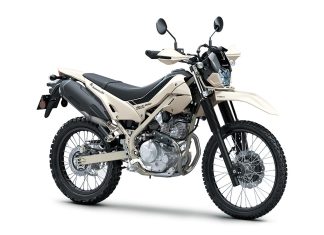 Kawasaki KLX230 Sherpa . . . Lumayan Berbeda dari KLX Versi Standar