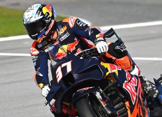 Angin Segar KTM MotoGP Jelang 2025 . . . Lewis Hamilton Berminat Investasi !