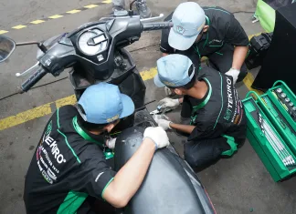 Tekiro Kasih Hadiah Pemenang Kompetisi Mekanik Bergabung di B-Quick