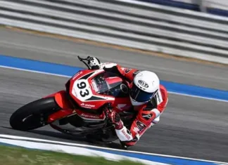 ARBI ADITAMA Bawa CBR250RR Memenangkan Race 2 AP250 ARRC Seri 1 Thailand 2025