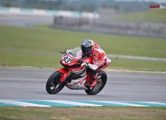 ARBI ADITAMA memenangkan Race 1 AP250 ARRC Mandalika 2025