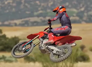 Marc Marquez Mulai Berlatih dengan Ducati Desmo450 MX