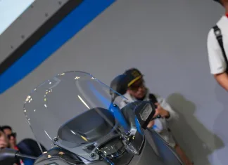 Yamaha Indonesia Luncurkan XMAX Connected TechMAX di IMOS 2025 . . Windscreen Electric dan Dashboard Baru !!