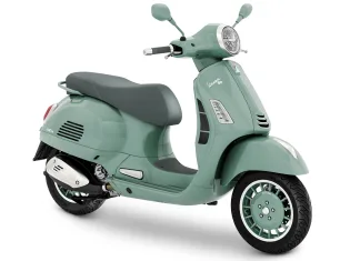 Vespa Perkenalkan Primavera dan GTS Spesial 80 Tahun