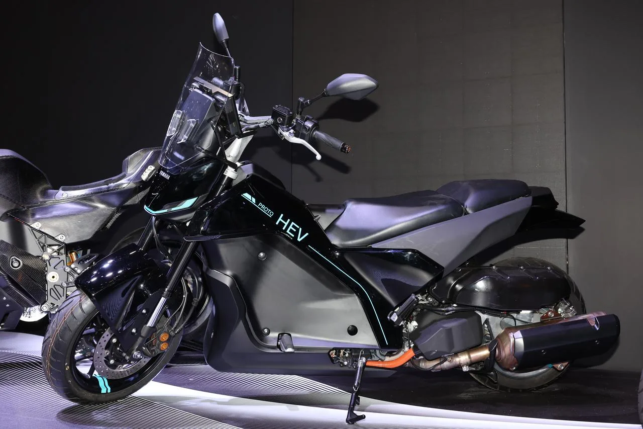 YAMAHA PROTO HEV: Skuter Hybrid Sebesar XMAX dengan 3 MESIN, Lebih Irit 35 Persen