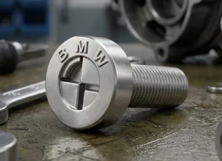Penting Nggak Sih ? . . BMW Daftarkan desain Crown baut Mirip grafis logo Mereka