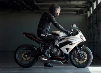 Kebangkitan Sang Legenda: Bedah Spesifikasi Triumph Daytona 660 2026, Bukan Sekadar Trident Pakai Fairing!