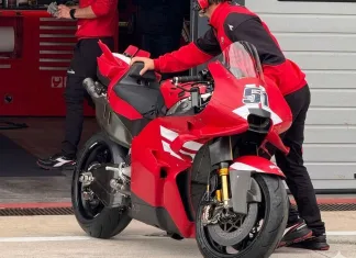 Tes Privat Mugello Hari Ke-2 : Ducati Desmosedici GP27 850 cc Tinggalkan Honda RC214V Sejauh 1,2 Detik!