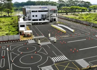 Bedah Teknis Astra Motor Safety Riding Center Jawa Tengah di BSB City Semarang: Bukan Sekadar Lintasan Aspal Biasa!
